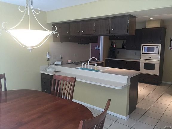 4th image of 5075 Pine Valley Dr