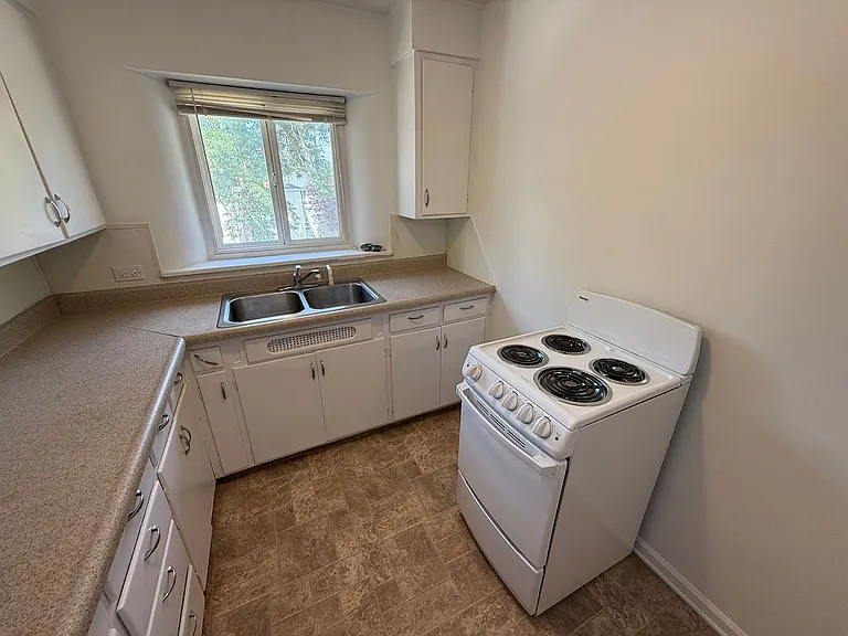 801 South Adams Street — Photo 32