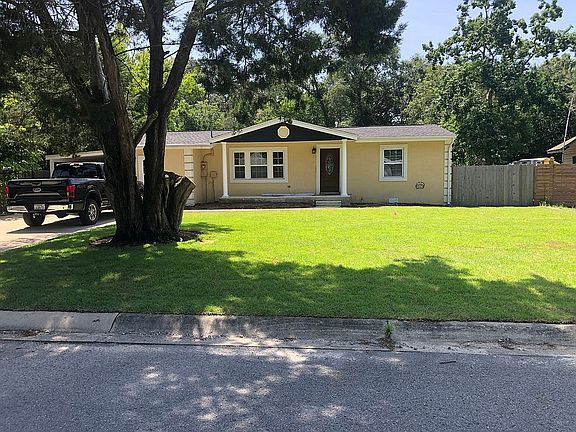 3rd image of 126 Rainbow Dr