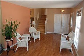 5th image of 6500 Avenida La Costa NE
