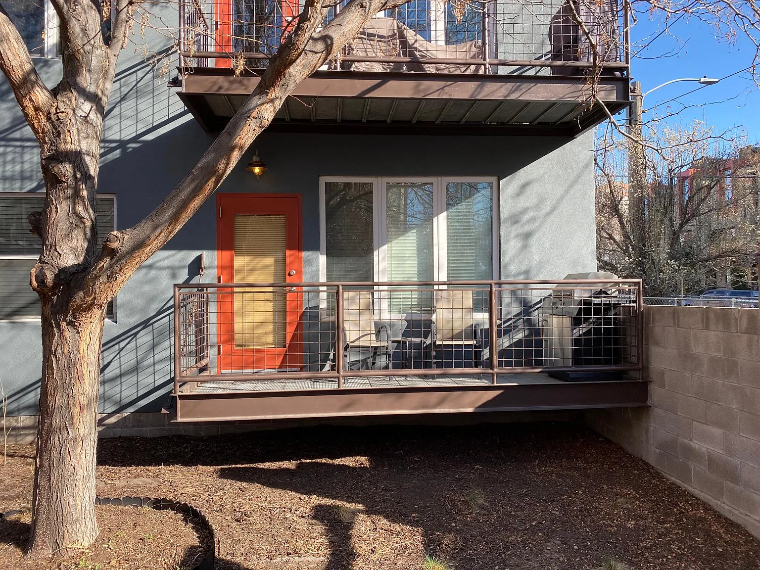 2400 Welton St — Photo 1