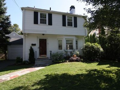 32 Thomas Rd, Wellesley, MA, 02482