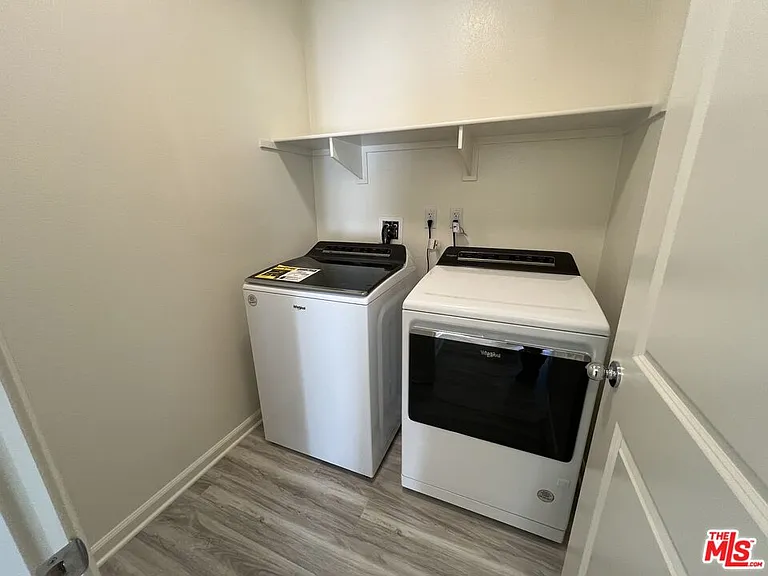 25198 Harmony Ave — Photo 16
