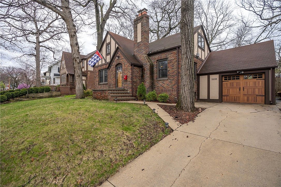 5838 Waterbury Cir, Des Moines, IA 50312 Zillow