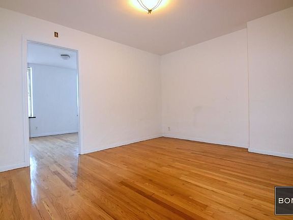 4th image of 81 N 7th St #1