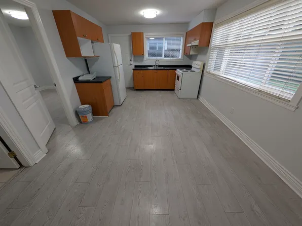 10 Shell Rd, Richmond, BC V7A 3W1