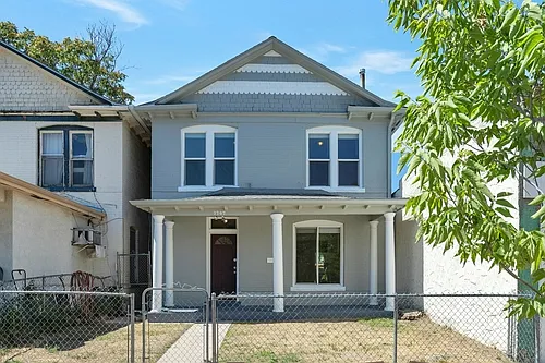 Spacious four bedroom, two bath home in Five Points at Five Points — Photo 1