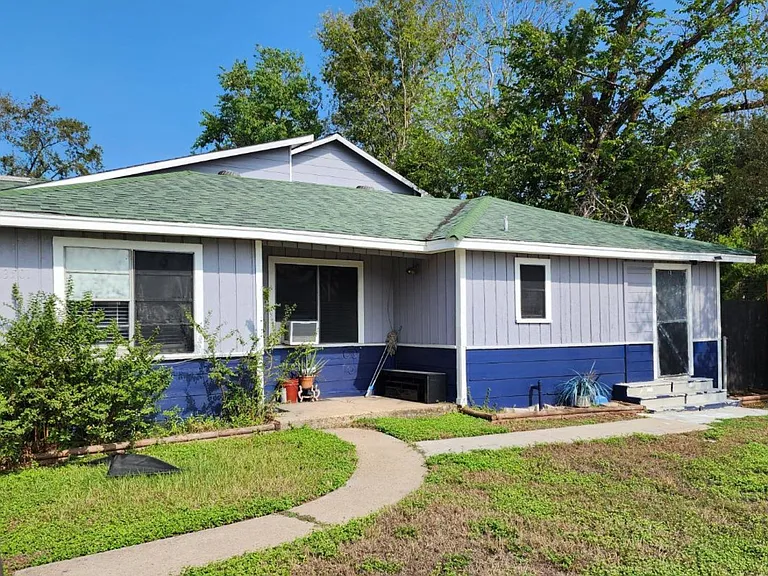 13501 Topeka St #F — Photo 10