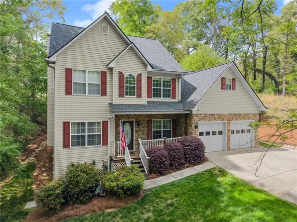 3451 Leisure Ln, Gainesville, GA 30506