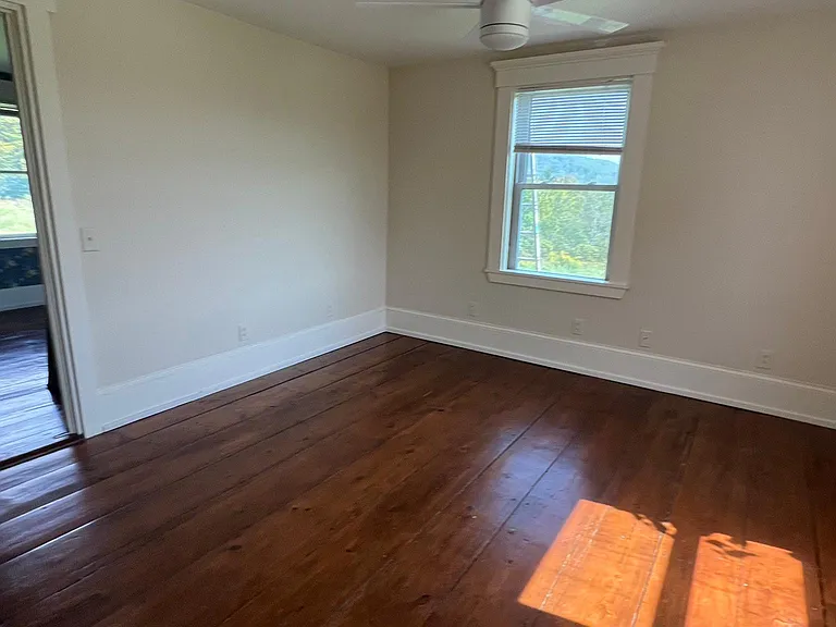 477 Loggin Rd — Photo 6