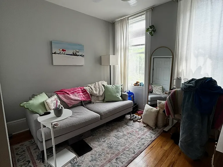 161 14th St #6 — Photo 9
