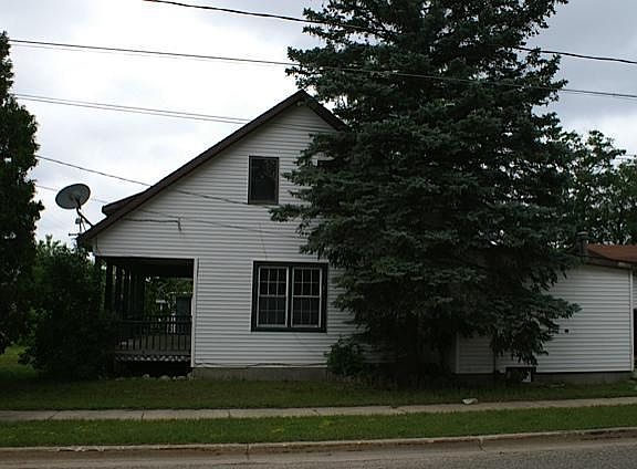 3rd image of 900 E Michigan Ave