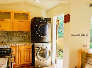 736 Mar Vista Dr, Vista, CA 92081