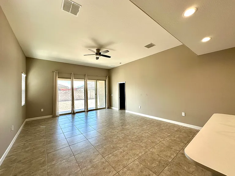 30335 W Mitchell Ave — Photo 8