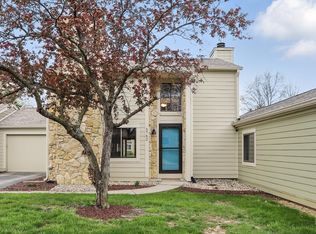 5762 Overcrest Dr, Indianapolis, IN