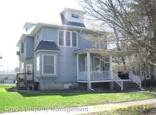 521 E Chestnut St APT 03, Bloomington, IL