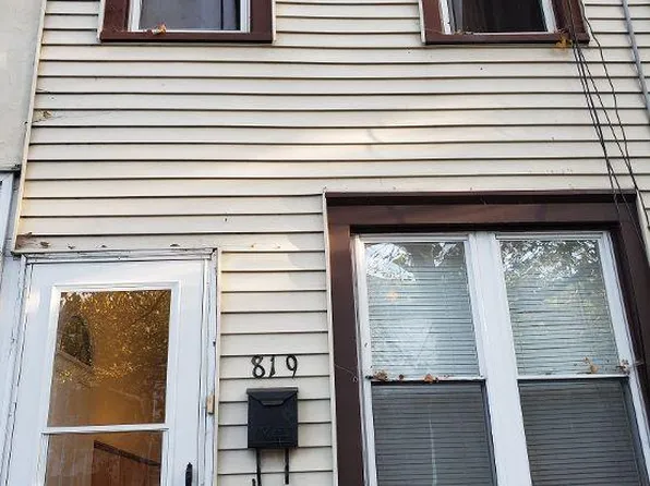 819 Roebling Ave, Trenton, NJ 08611