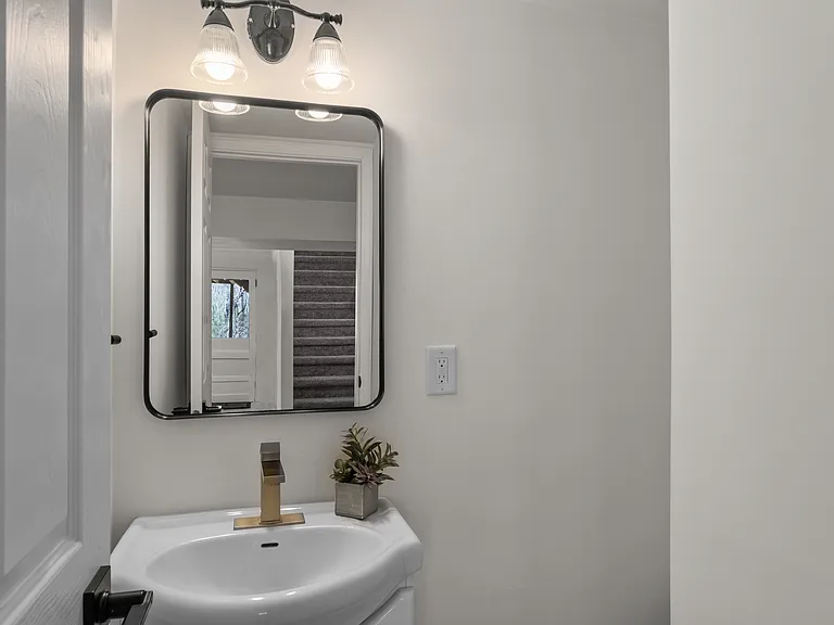 28 Misty Springs Cir — Photo 7
