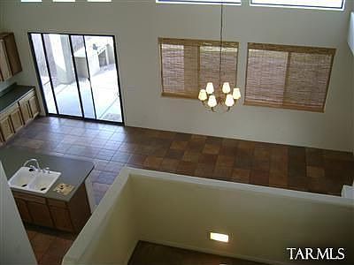 3rd image of 95 E Calle Tierra Sandia