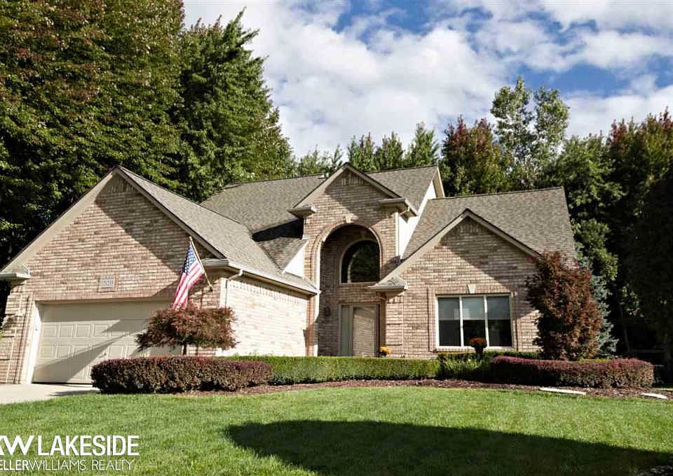 1st image of 21235 Pine Cone Dr