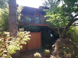 9402 44th Ave SW, Seattle, WA 98136