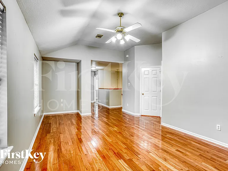 12831 Pheasant Lake Ct — Photo 13