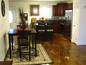 1311 E Boulevard St #C — Photo 3