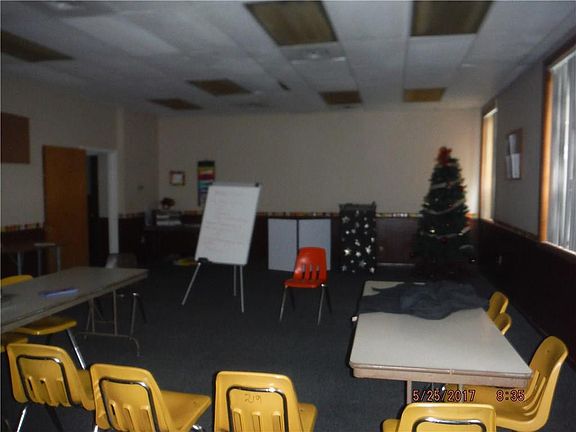 3rd image of 4900 Frederick Pike