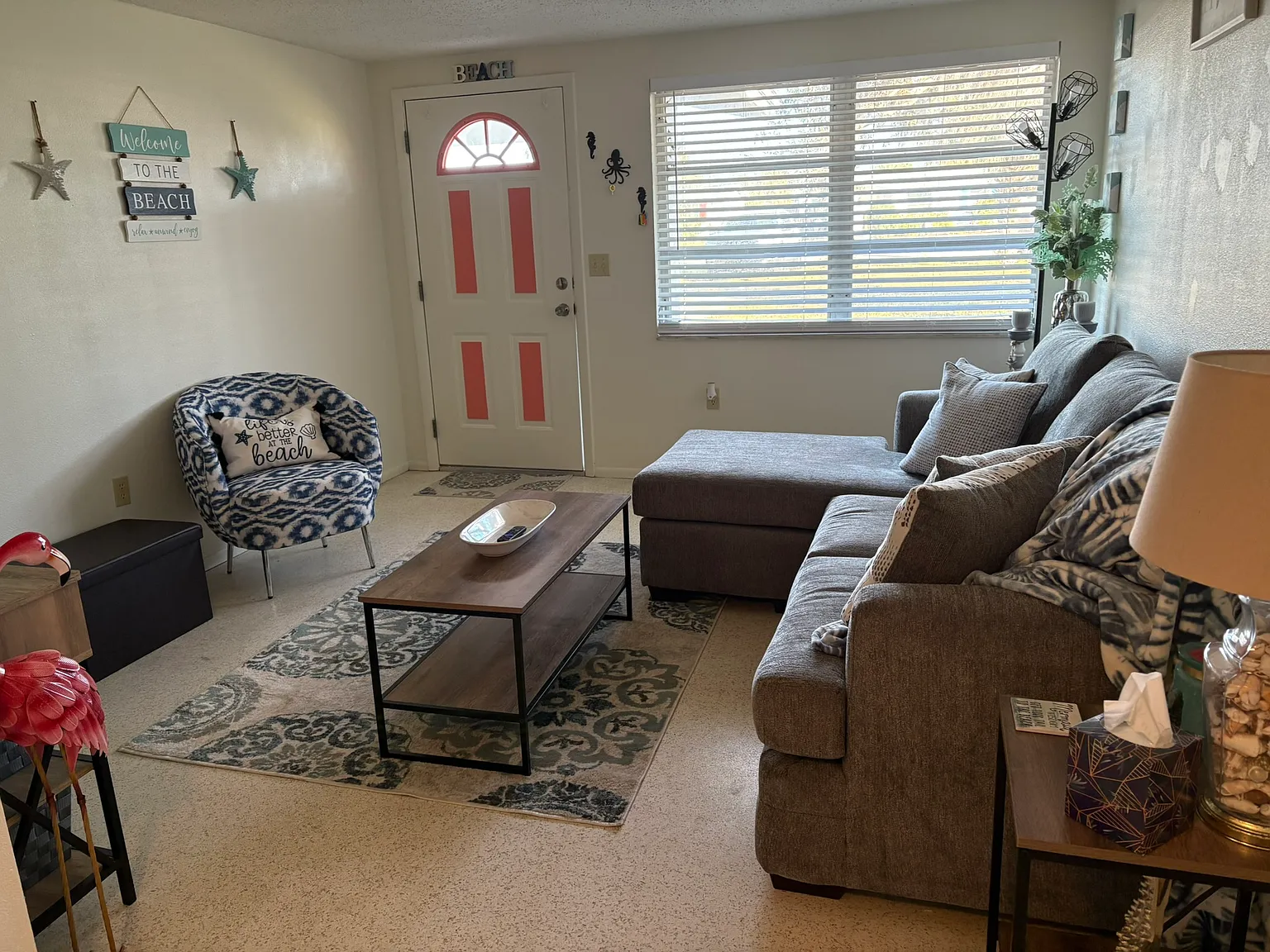 2 bed, 729 sqft, $3,000 — Photo 2