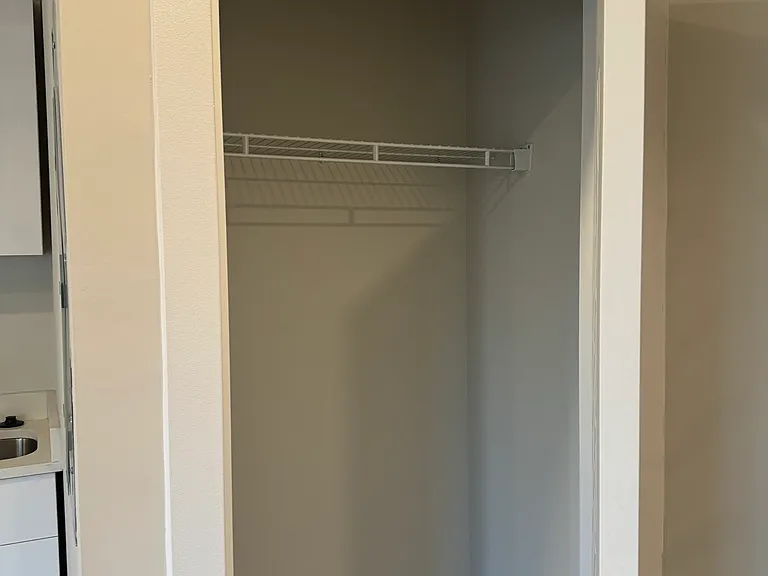 2622 University Pl NW #305 — Photo 6