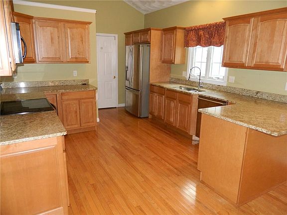 3rd image of 1765 Bicentennial Way Unit S