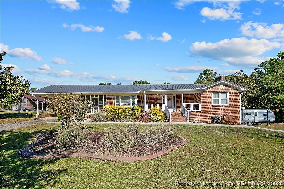 s*6様 house on the hill 90tops 19985 W 199th St, Spring Hill, KS 66083 | Realtor.com®