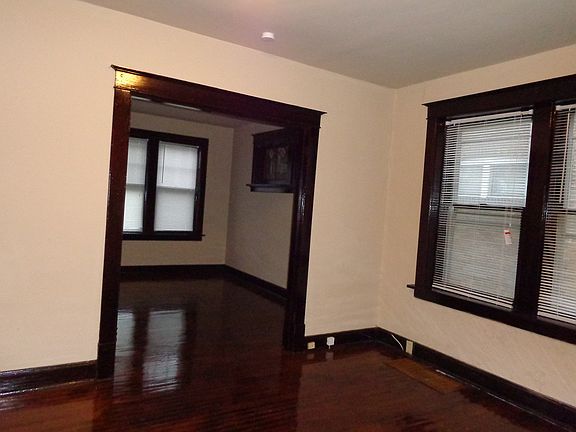 2nd image of 4994 Loughborough Ave APT 1E