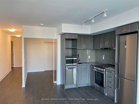 3rd image of 219 Dundas St E #Penthouse 101
