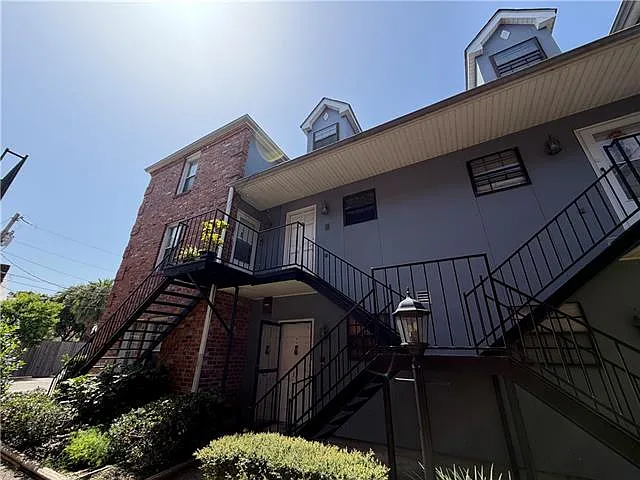 2 bed, 1.5 bath, 1148 sqft, $1,450 — Photo 2