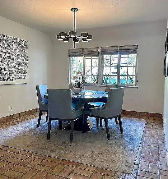 605 Foothill Rd — Photo 23