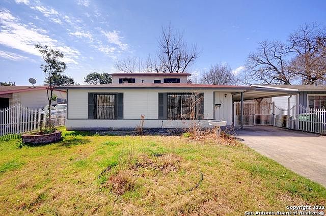 1st image of 2222 Beechaven Dr