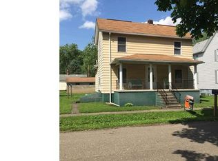 150 Sycamore St, Adena, OH 43901