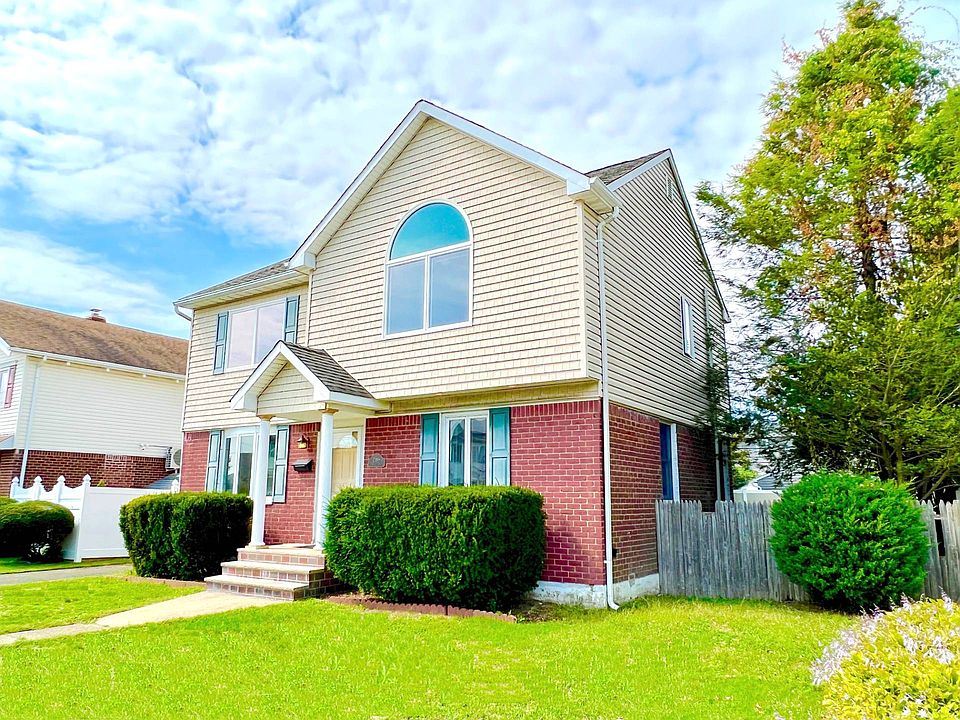 1st image of 2199 Bright Ave