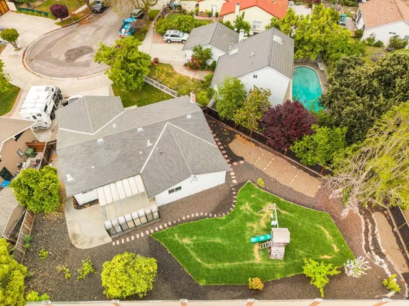 1116 Oakbluff Ct, San Jose, CA 95131