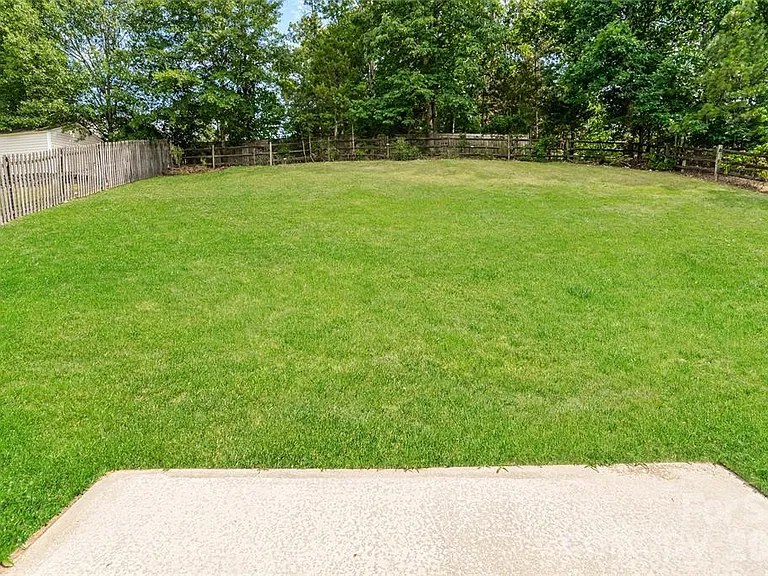 12125 Winghurst Dr — Photo 32