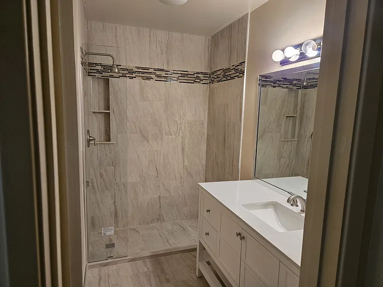 7401 N Scottsdale Rd #28 — Photo 8