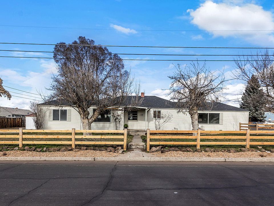 1st image of 1199 NE Loper Ave