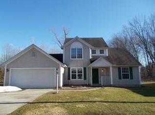 1889 Beaver Cir, Rock Creek, OH 44084