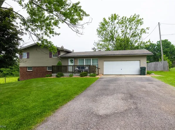 8610 Dover Rd, Apple Creek, OH 44606