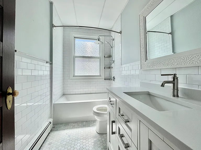 46 Dana St #A — Photo 8