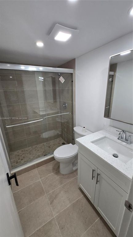 251 S Cypress Rd APT 135, photo 9