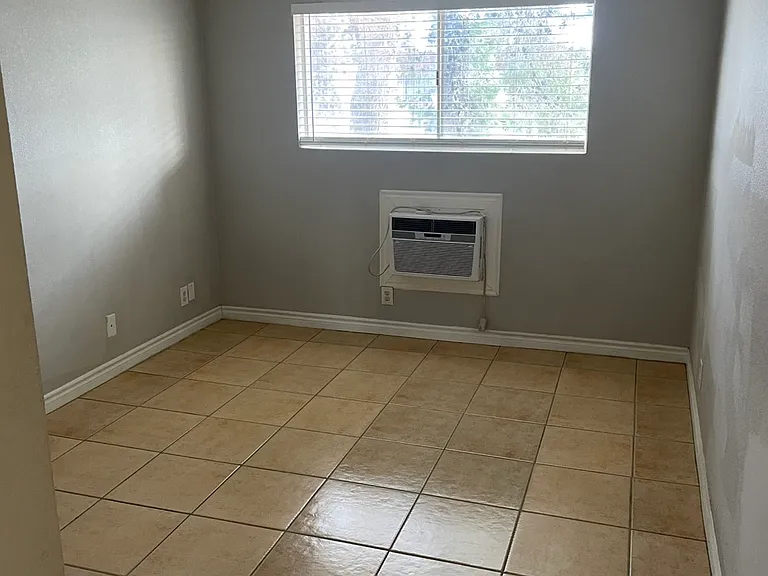 840 King Richard Ave #18 — Photo 5