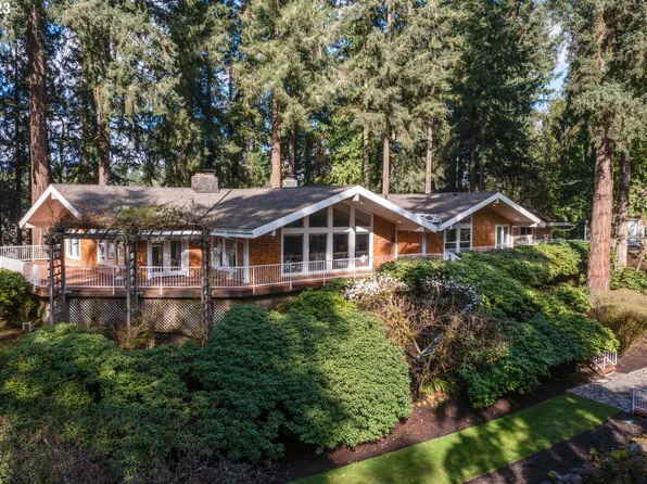 12410 NW 11th Ct, Vancouver, WA 98685