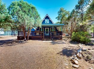 2111 Blue Jay Rd, Overgaard, AZ 85933